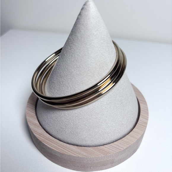 Jennybird Revolve Dane 14K Gold Set of 3 Minimalist Luxe Bangle Bracelets Size M - Picture 4 of 6